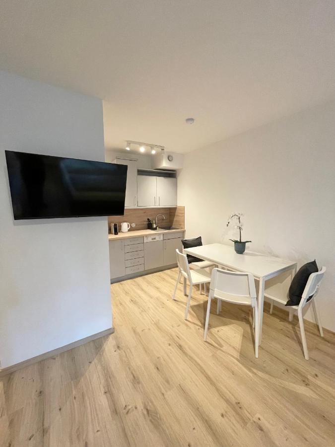Апартаменти #Family & Friends# Ruhig, Gruen, Gleich In Der City Відень Екстер'єр фото